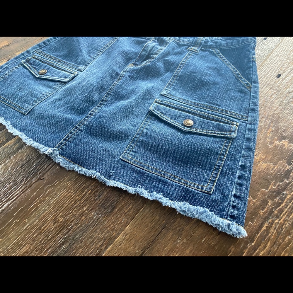 Yada Yada Denim Skirt, Size 9 - Picture 3 of 8